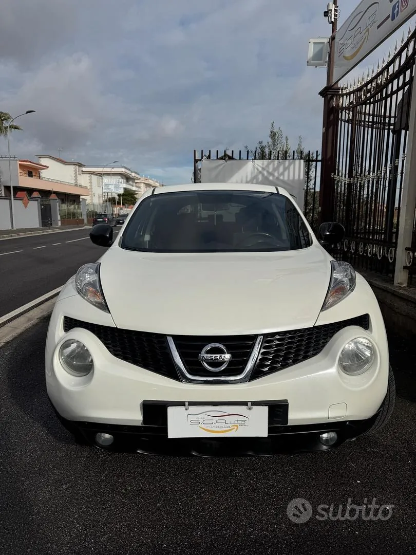 Nissan Juke 2013 photo 2