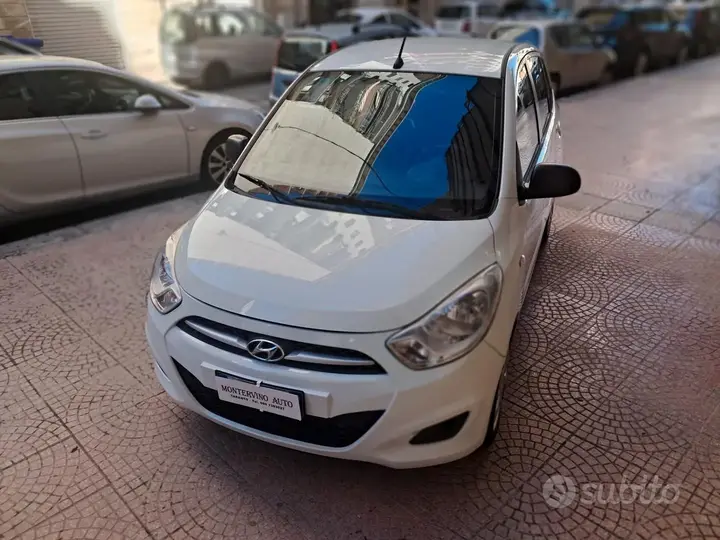Hyundai I10 2012 photo 3