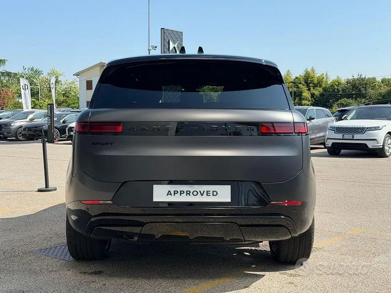Land Rover Range Rover Sport 2025 photo 5