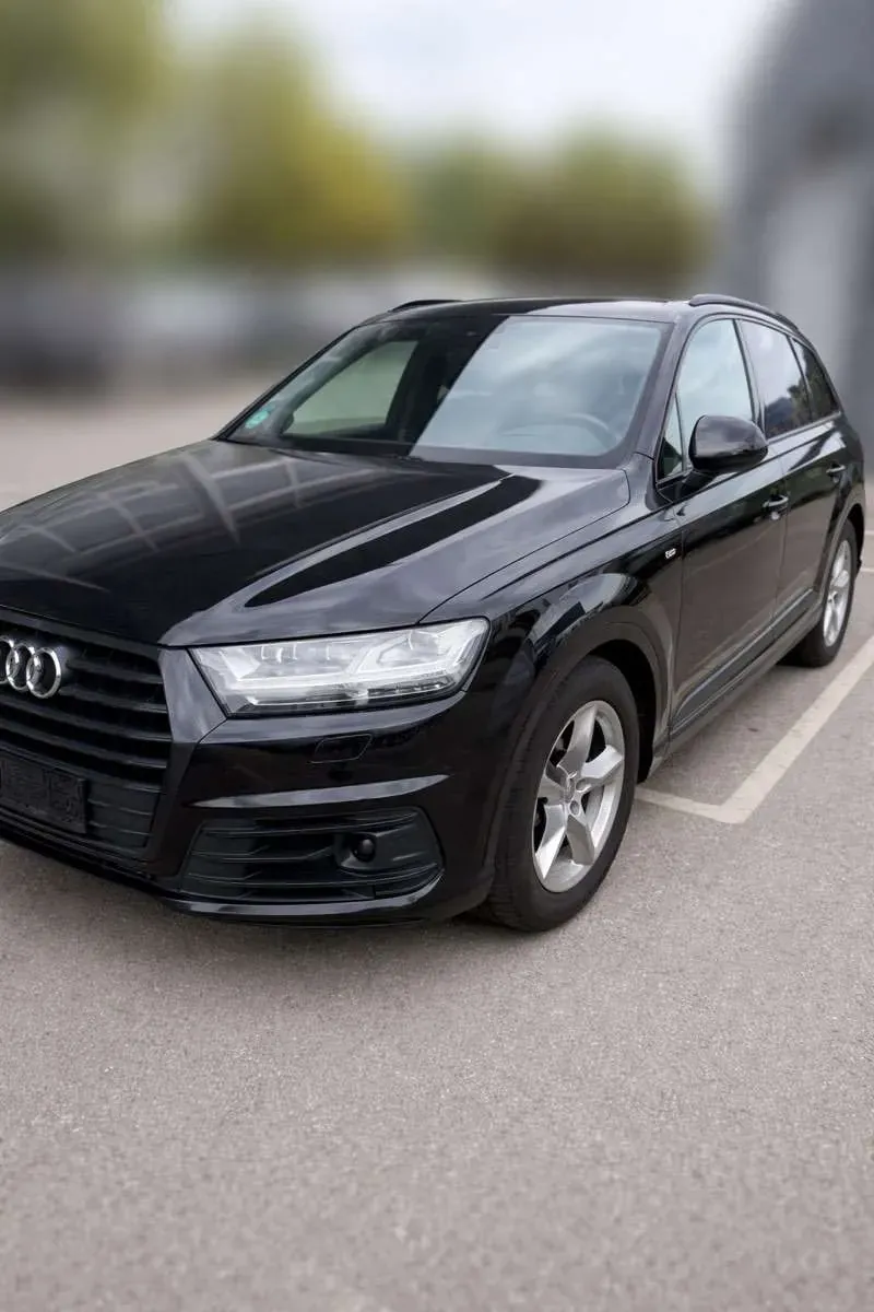 Audi Q7 2017 photo 3