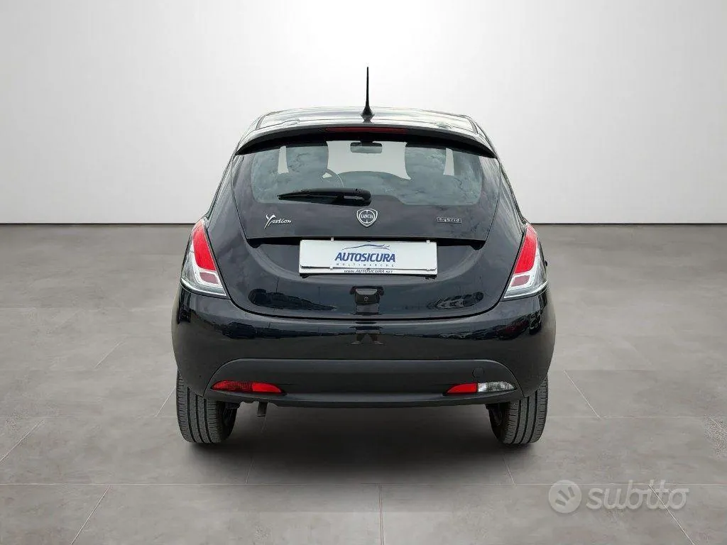 Lancia Ypsilon 2023 photo 5