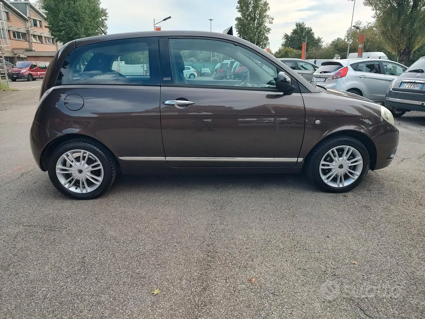 Lancia Ypsilon 2011 photo 4
