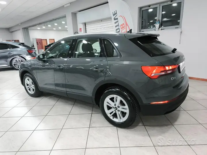 Audi Q3 2022 photo 5