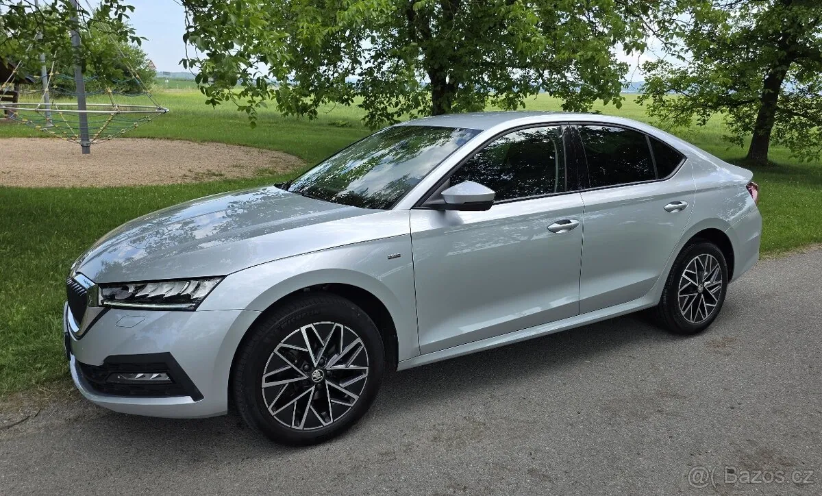 Skoda Octavia 2022 photo 2