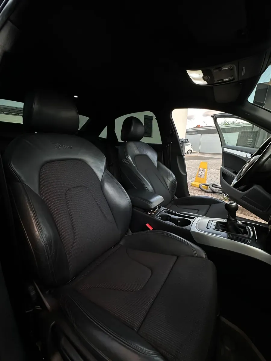 Audi A4 2011 photo 3