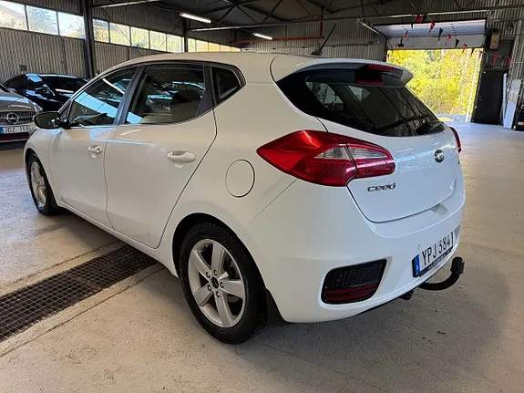 Kia Ceed 2018 photo 4