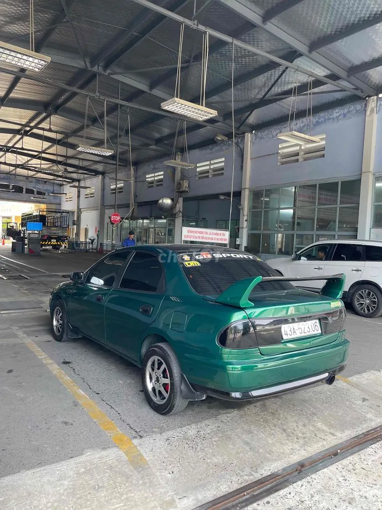 Mazda 323