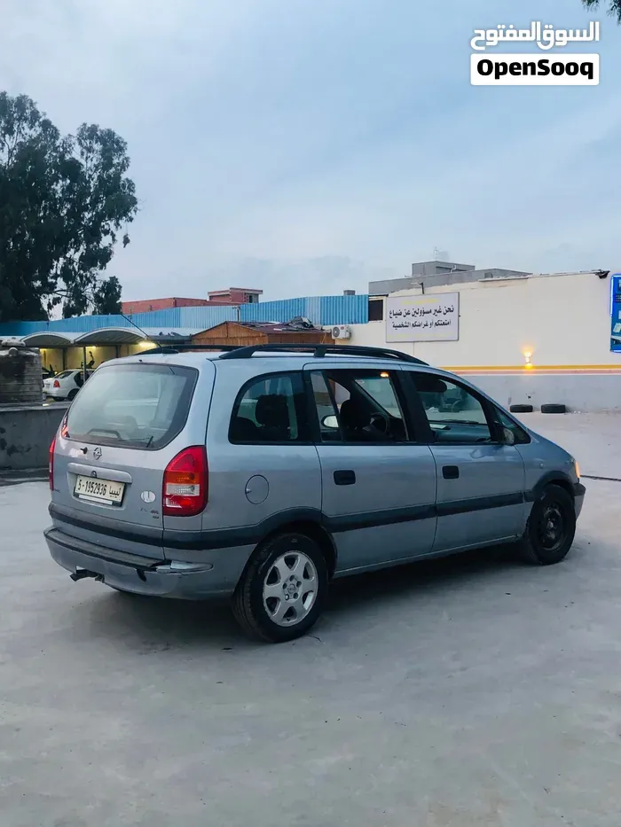 Opel Zafira 2002 photo 3