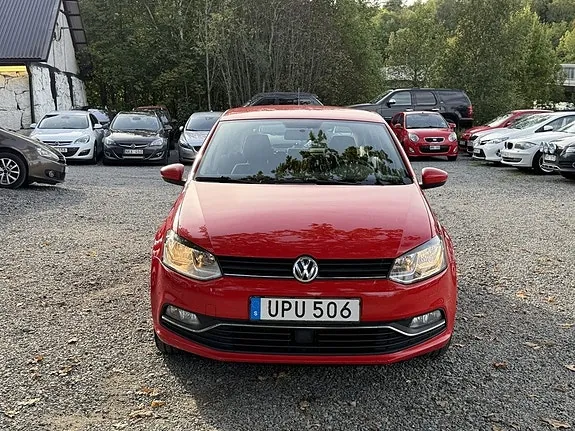 Volkswagen Polo 2015 photo 2