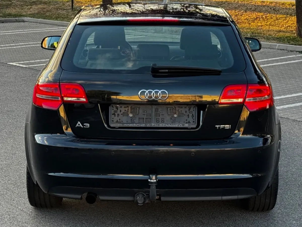 Audi A3 2011 photo 3