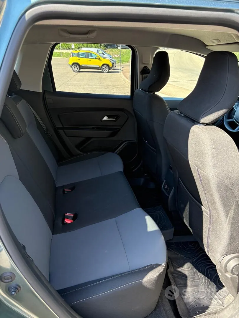 Dacia Duster 2023 photo 4