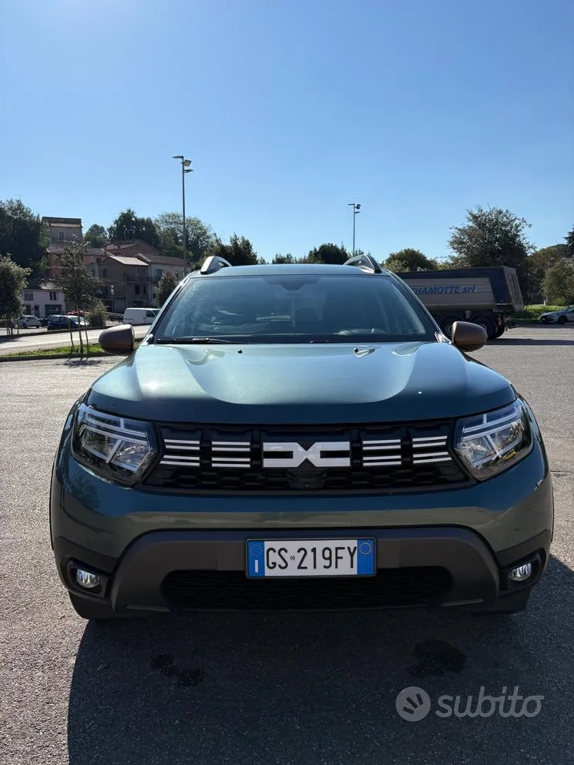Dacia Duster 2023 photo 2