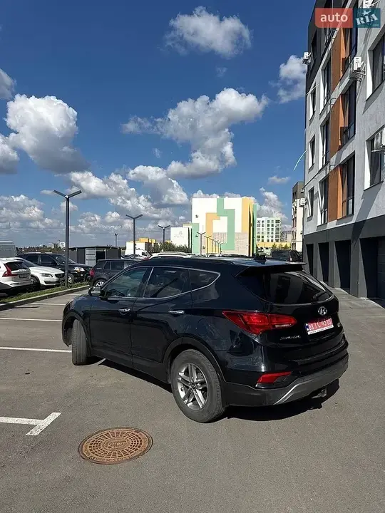 Hyundai Santa Fe 2018 photo 3