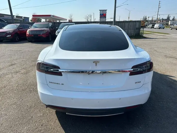 Tesla Model S 2016 photo 4