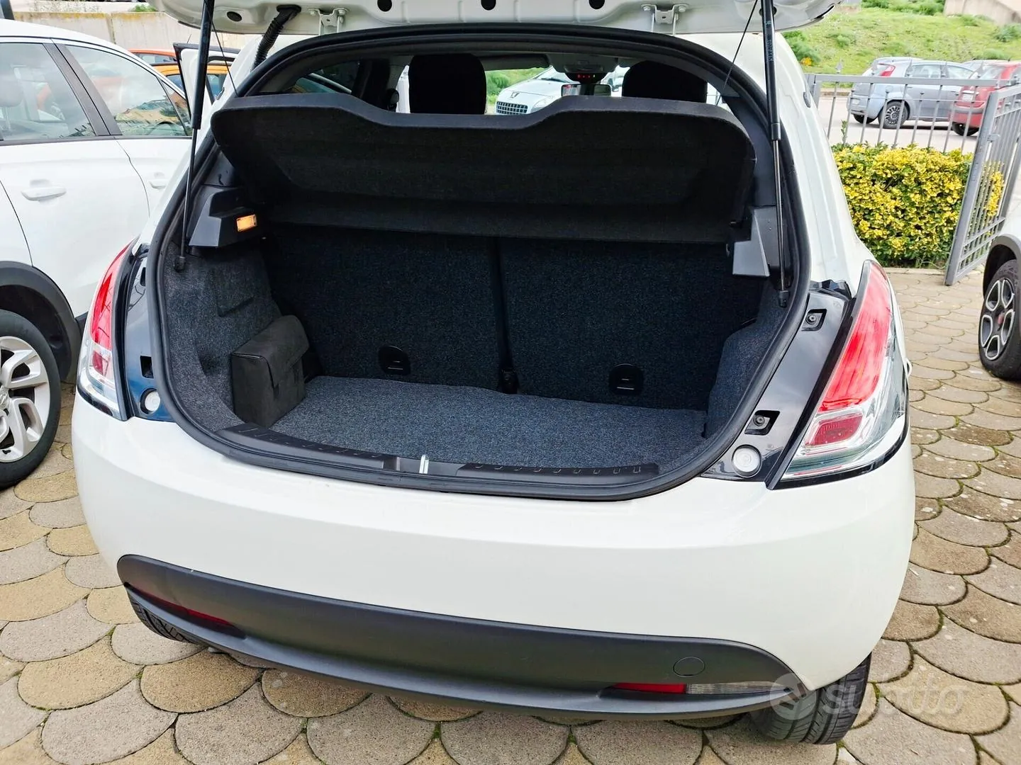 Lancia Ypsilon 2022 photo 3