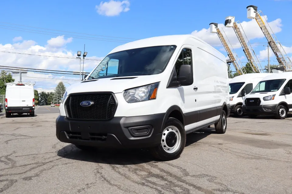 Ford Transit 2024 photo 5