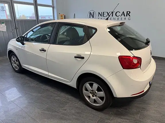 Seat Ibiza 2010 photo 4