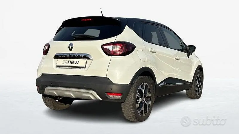 Renault Captur 2018 photo 2