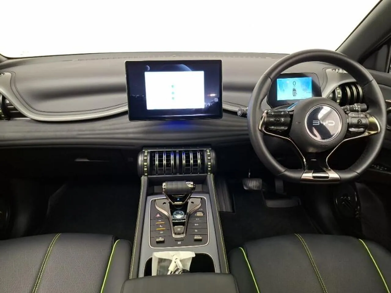 BYD Atto 3 2025 photo 3