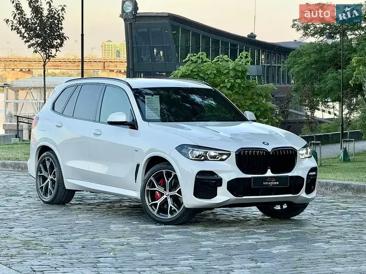 BMW X5 2022 photo 2