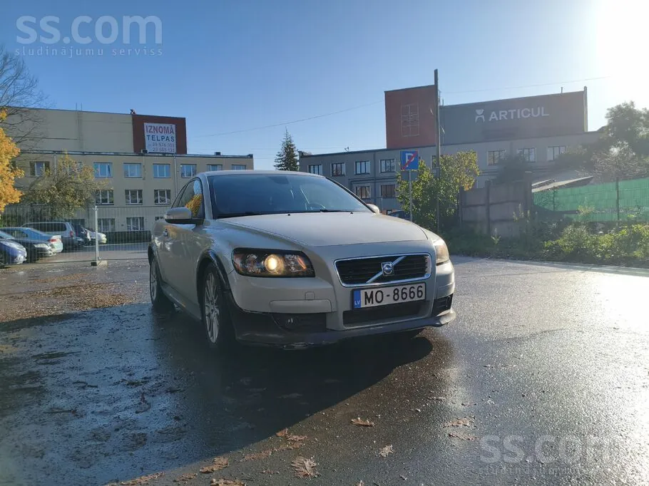 Volvo C30 2007 photo 2