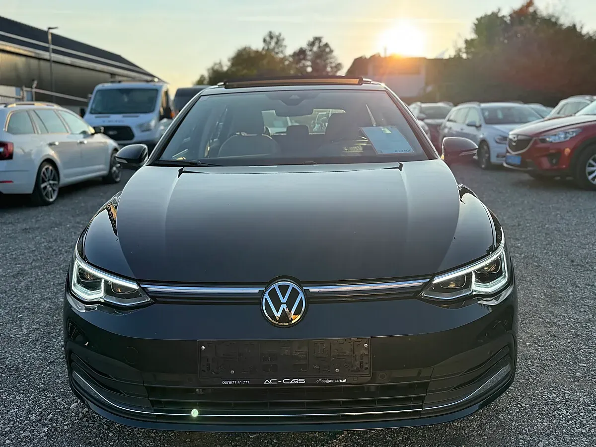 Volkswagen Golf 2023 photo 3