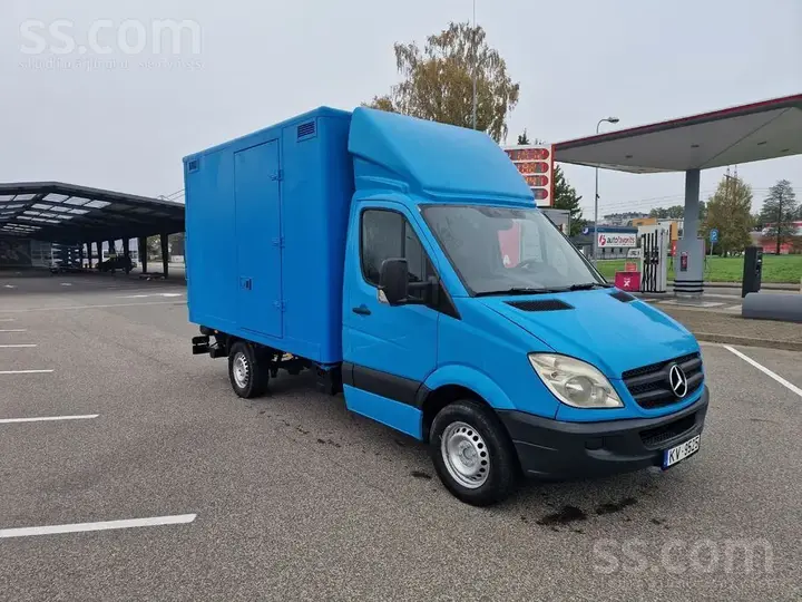 Mercedes-Benz Sprinter 2007 photo 2