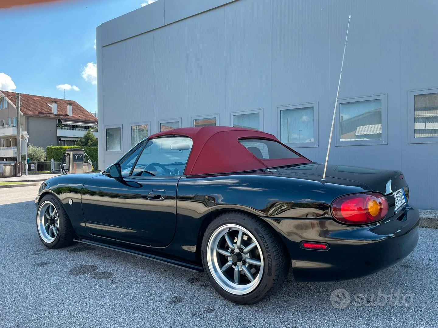Mazda Mx-5 2001 photo 4