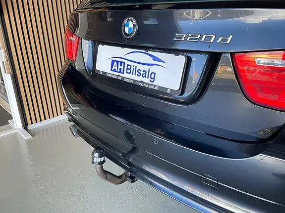 BMW 320D 2010 photo 5