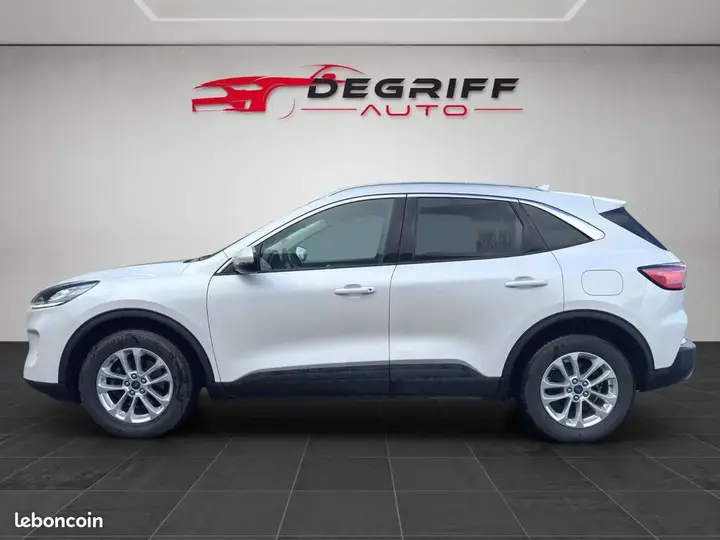 Ford Kuga 2021 photo 2