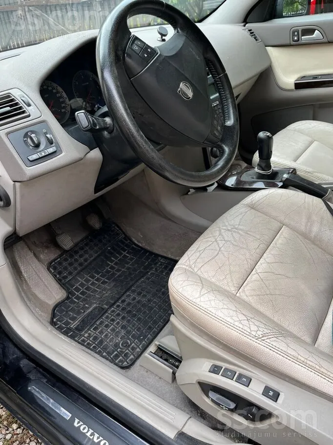 Volvo V50 2005 photo 4