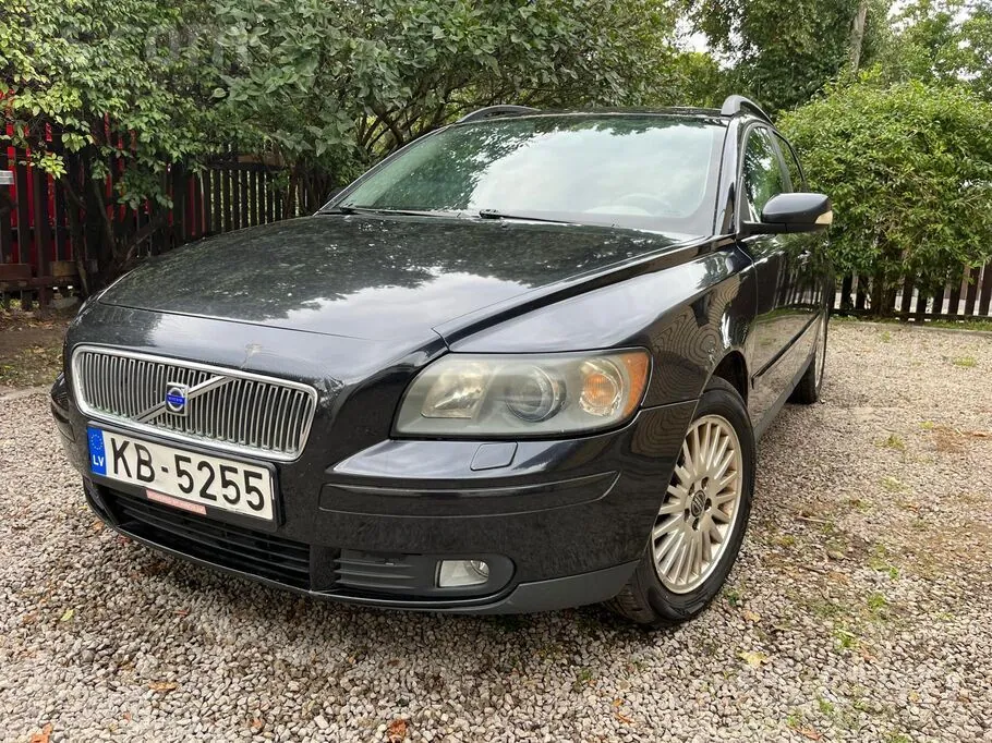Volvo V50 2005 photo 2