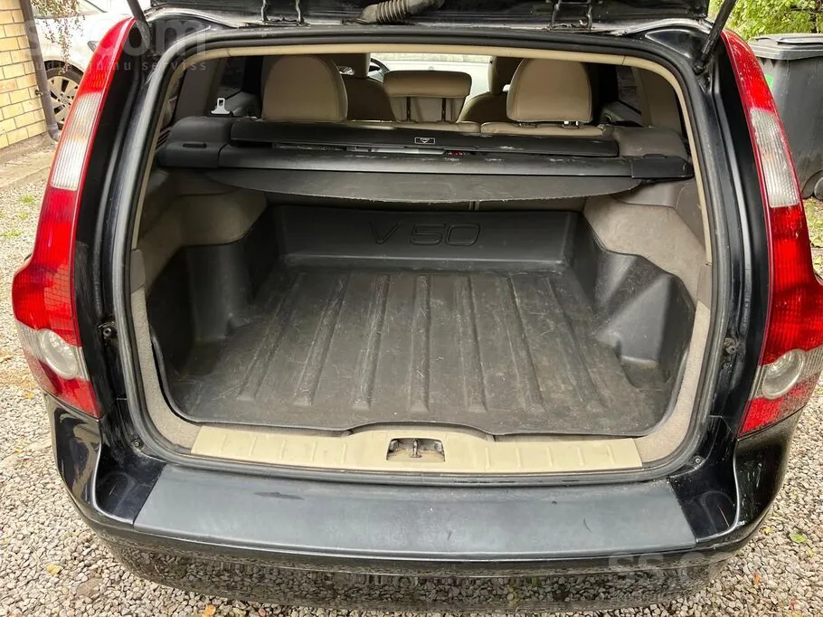 Volvo V50 2005 photo 3