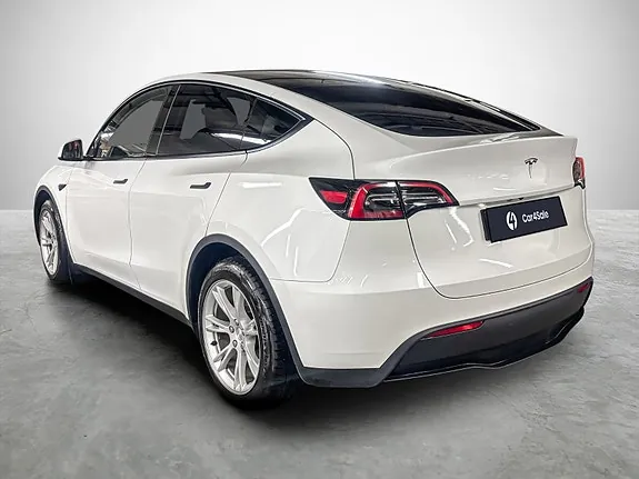 Tesla Model Y 2023 photo 3