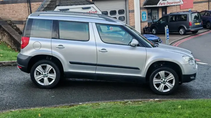 Skoda Yeti 2010 photo 2