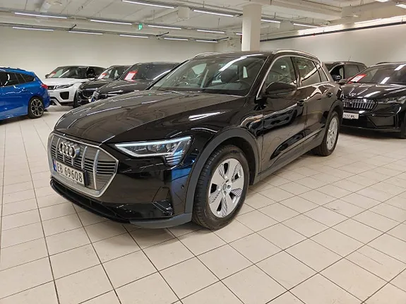 Audi E-Tron 2020 photo 2