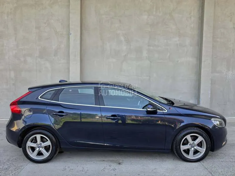 Volvo V40 2013 photo 4
