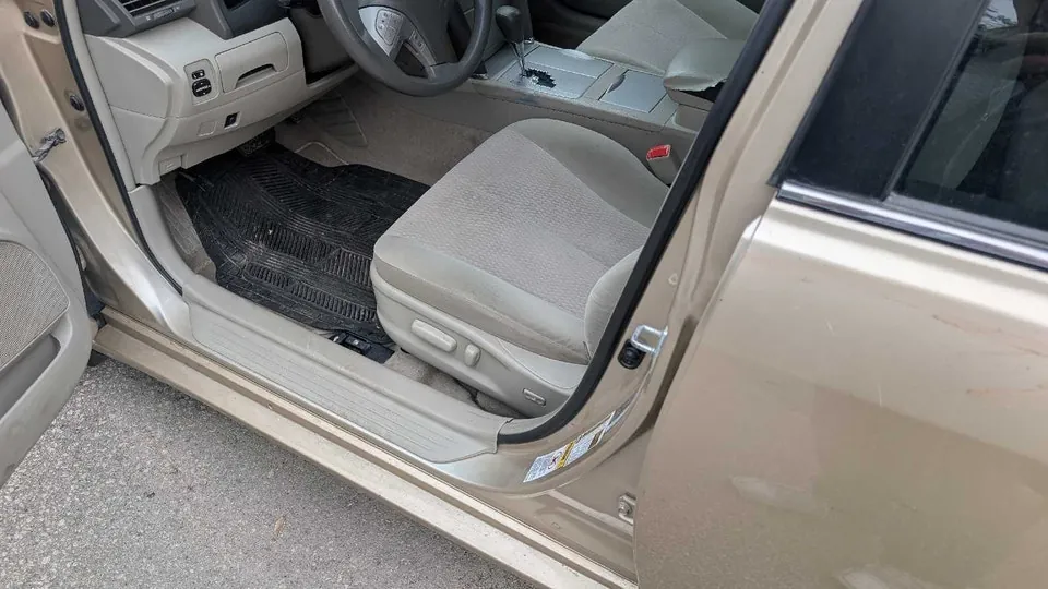 Toyota Camry 2011 photo 4