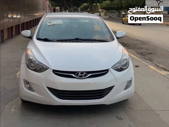 Hyundai Elantra 2013 photo 3