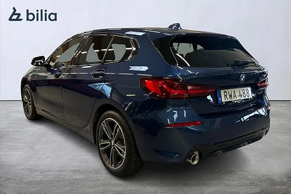 BMW 118I 2024 photo 2
