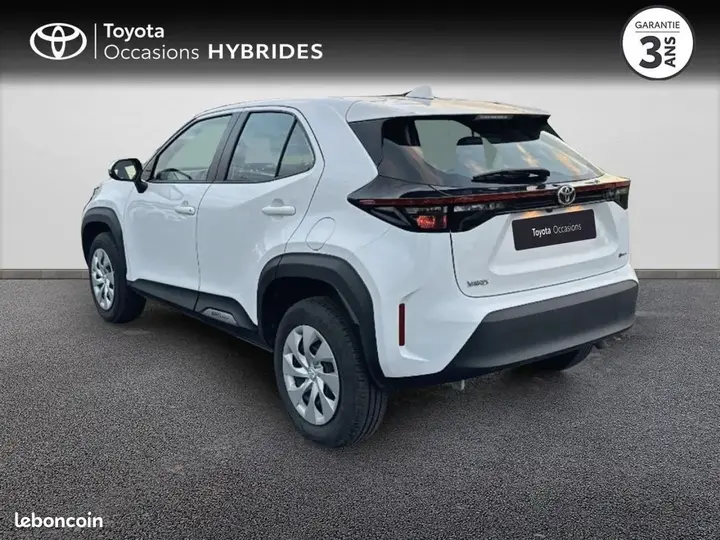 Toyota Yaris Cross 2025 photo 2