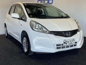 Honda Fit 2011 photo 2
