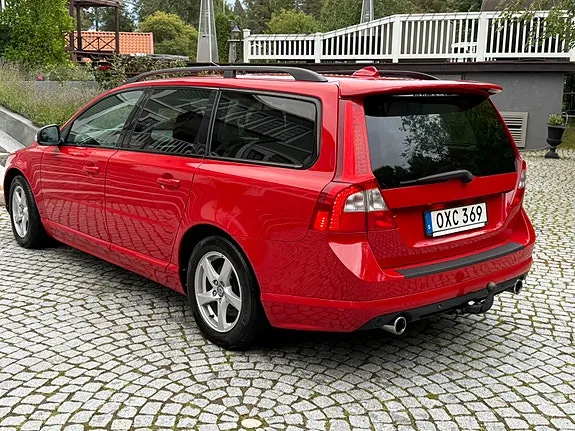 Volvo V70 2011 photo 3