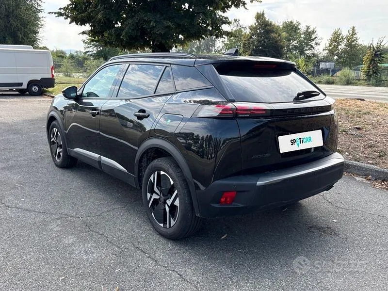 Peugeot 2008 2025 photo 3