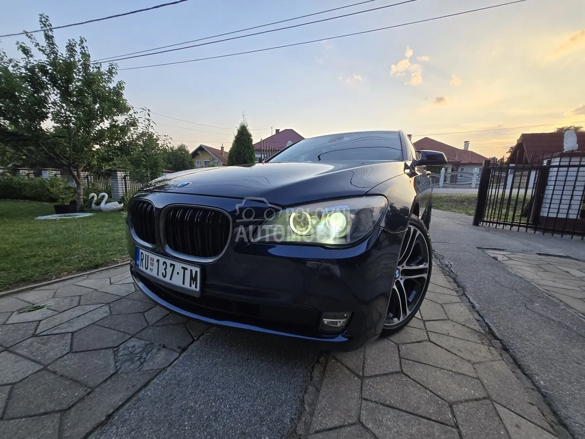 BMW 740 2012 photo 5