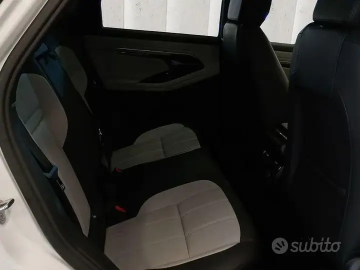 Land Rover Evoque 2022 photo 5