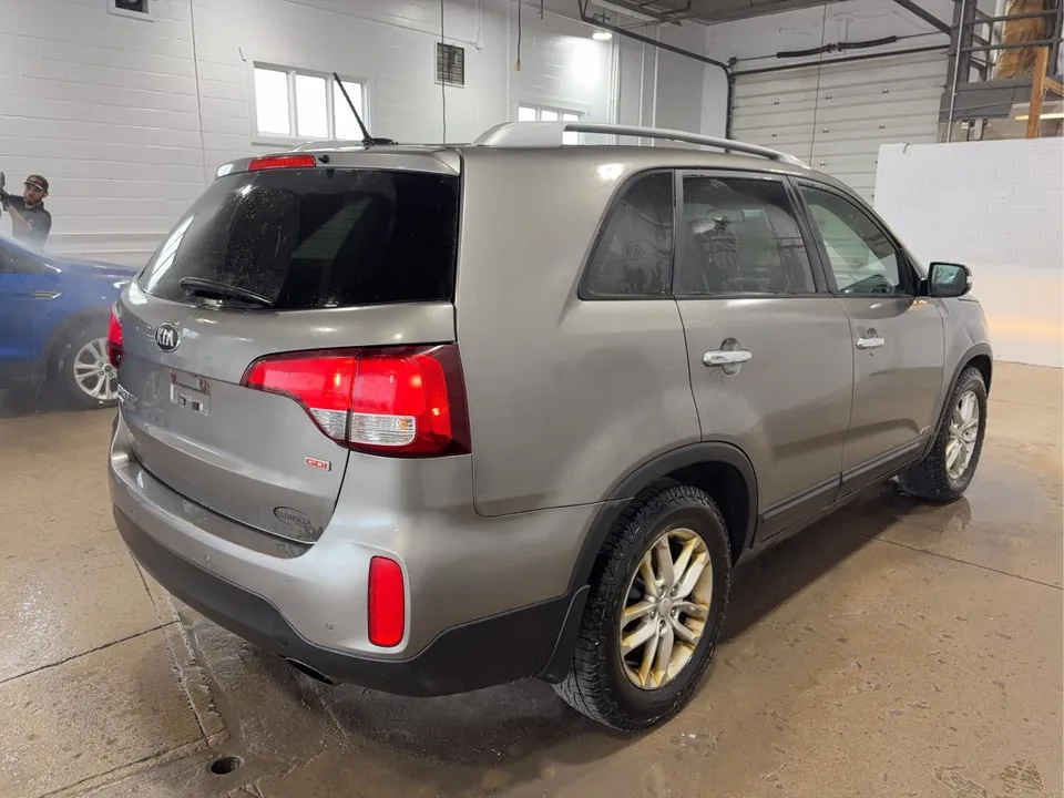 Kia Sorento 2014 photo 4