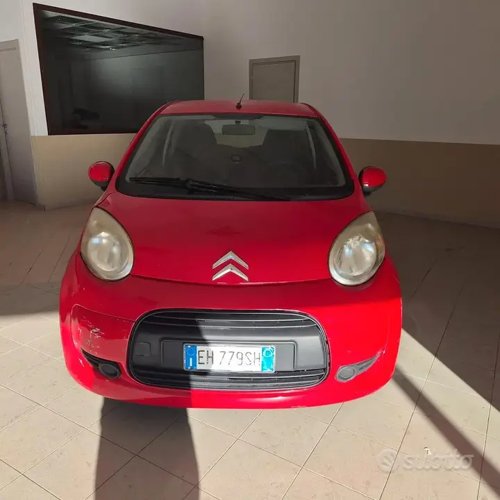 Citroen C1 2011 photo 2