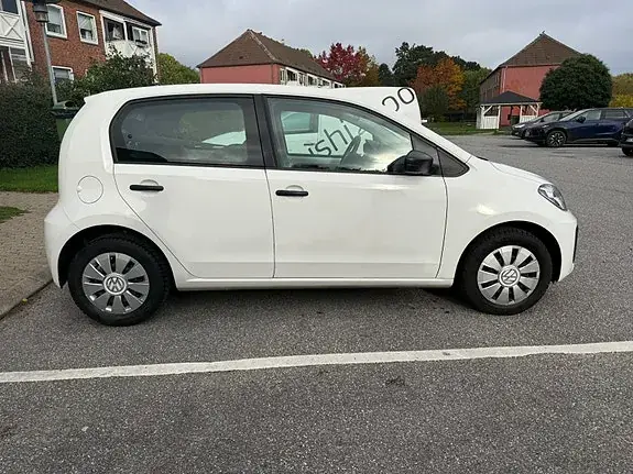 Volkswagen Up 2017 photo 5