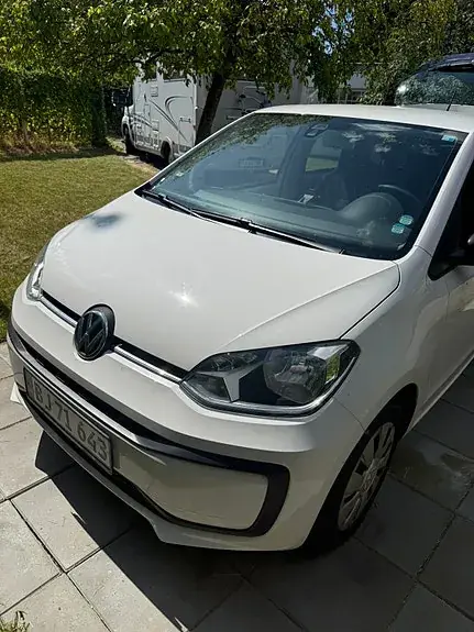 Volkswagen Up 2017 photo 3